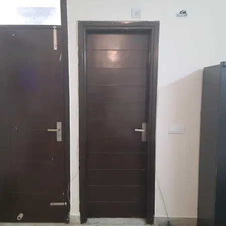 Premium Property In Chittaranjan Park,
